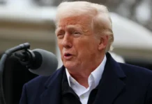 Trump made secret military flight amid Iran threat: report