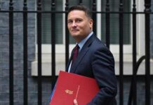 Wes Streeting Announces Bid to Replace Keir Starmer as Labour Leader